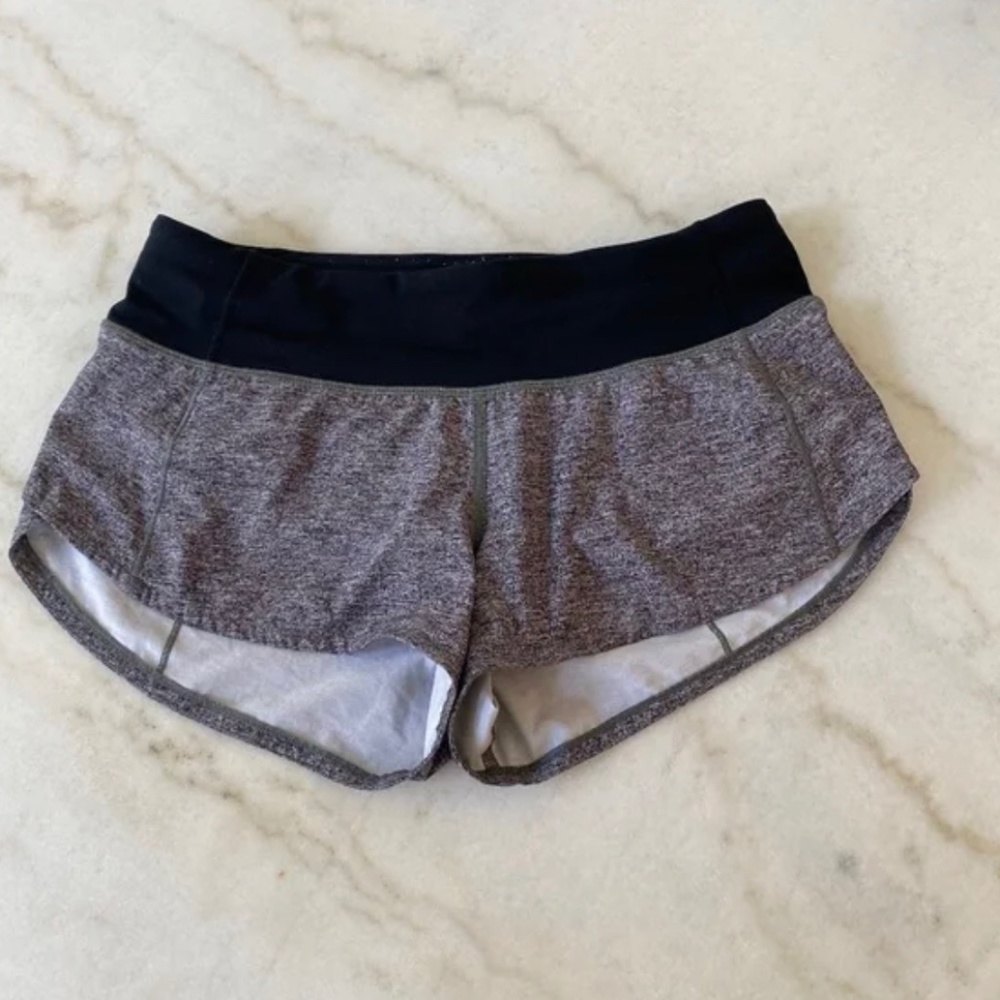 Size 2 Lululemon womens grey and black speed up shorts